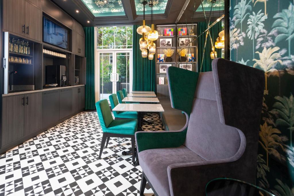 Brit Hotels Earls Court - Resim 41