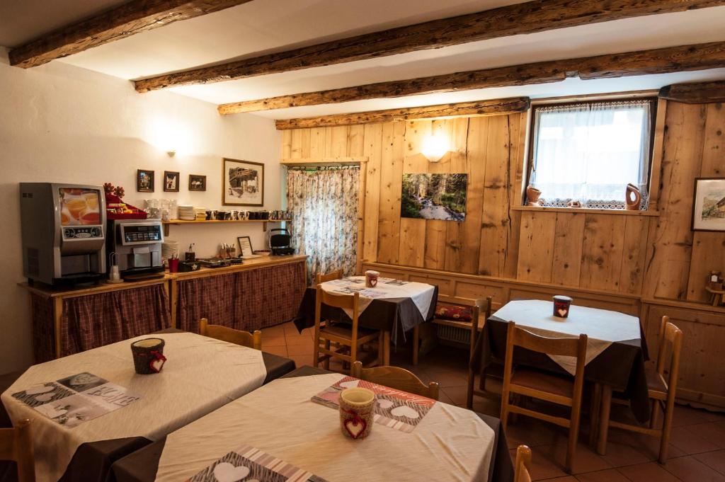 Zdjęcie z galerii obiektu B&B Col Da La Vila w mieście Canazei