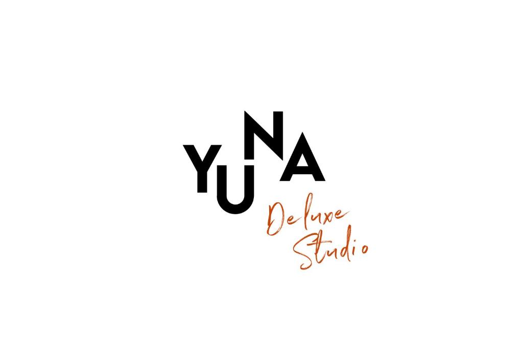 Yuna Porte-Maillot - ApartHotel - 1