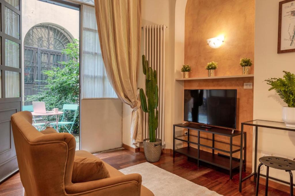 Romantic Pearl in the Heart of Milan - B Home