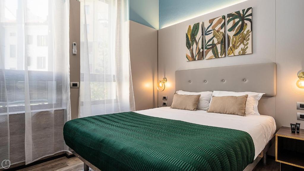 Strategic studio apartment -fully equipped, 5 minutes from Central Station, M2, M3, Airport Shuttle