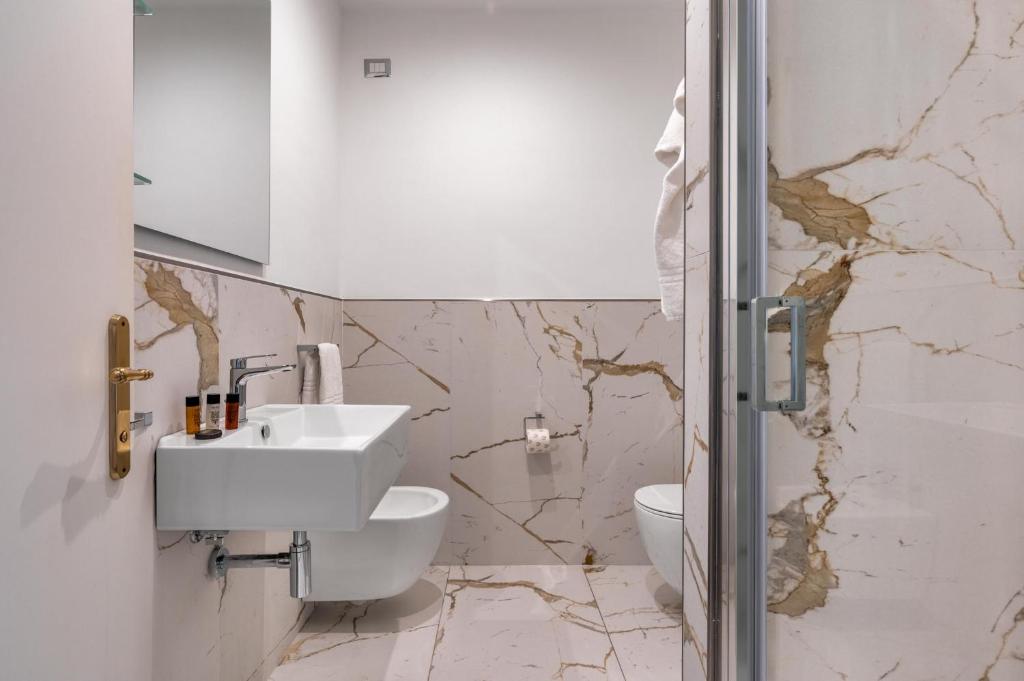 Excelsior Palace Hotel - 16