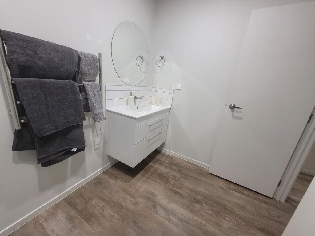 Welcome to your cozy retreat! two-bedroom home in Flagstaff - Resim 3