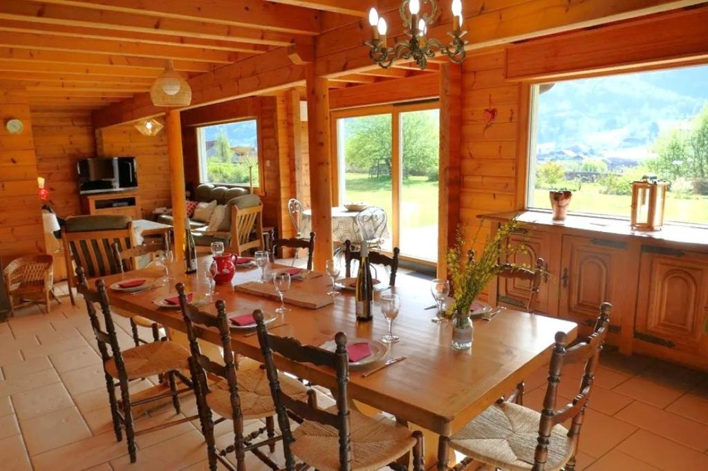 Φωτογραφία από το άλμπουμ του Chalet sous Le Théâtre σε Bussang