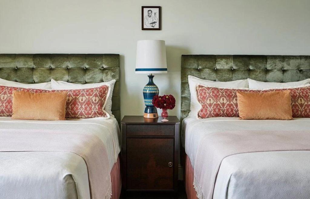 Pontchartrain Hotel St. Charles Avenue - 