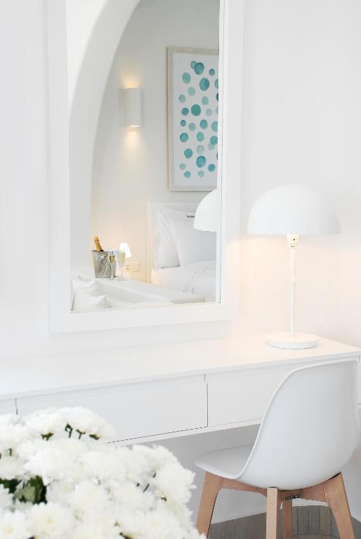 Aqua Blue Beach Hotel - 7