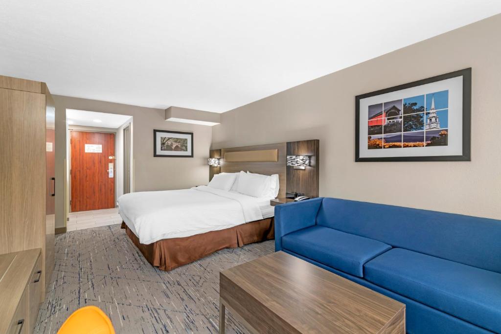 Keene Elm City Hotel, an Ascend Collection Hotel - Habitación King Con Sofá Cama