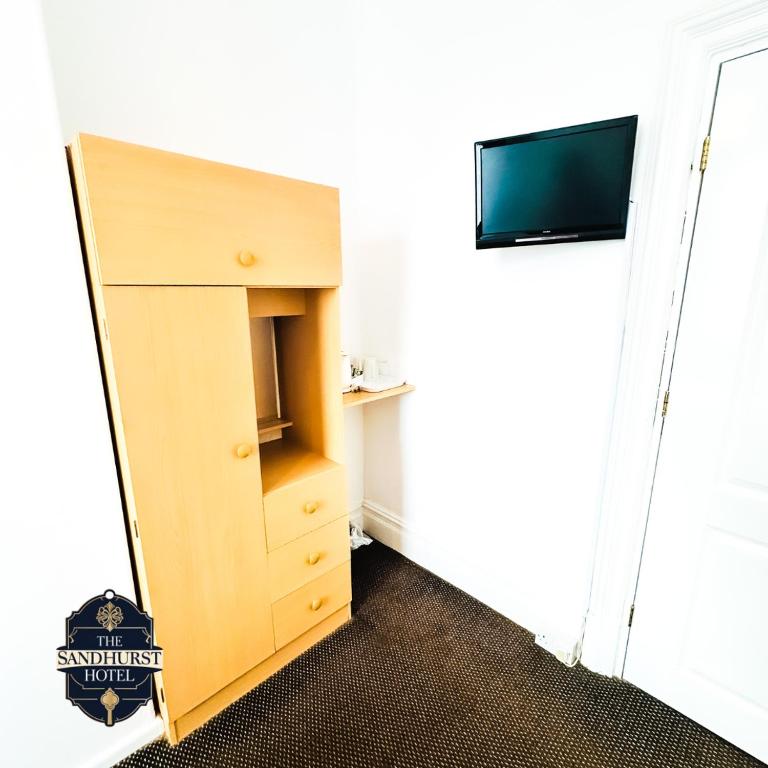 The Sandhurst Hotel - Resim 25