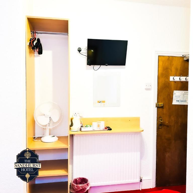 The Sandhurst Hotel - Resim 28