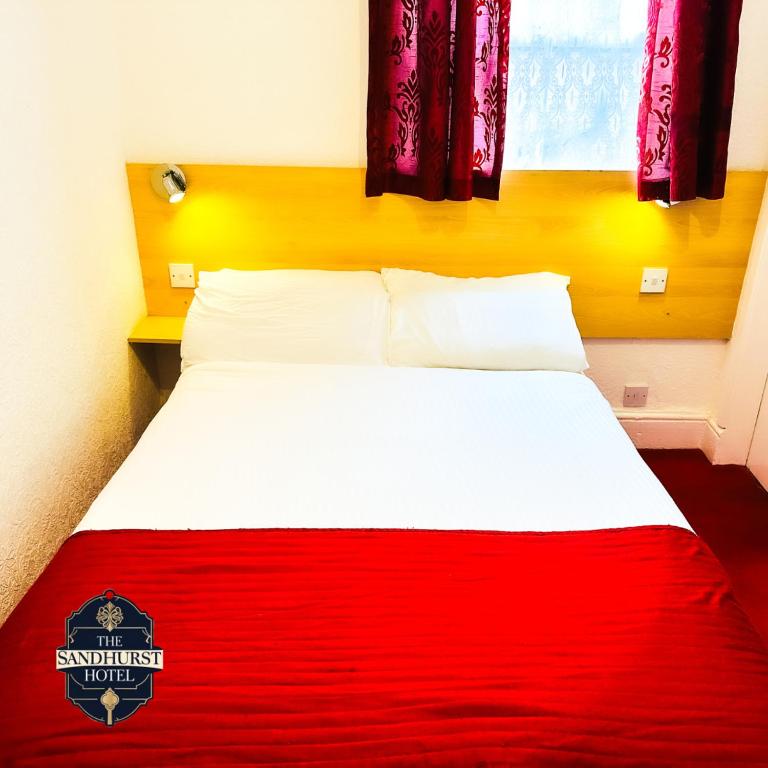 The Sandhurst Hotel - Resim 33