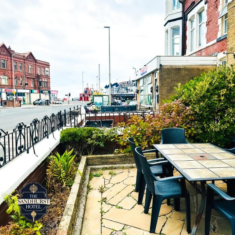 The Sandhurst Hotel - Resim 43