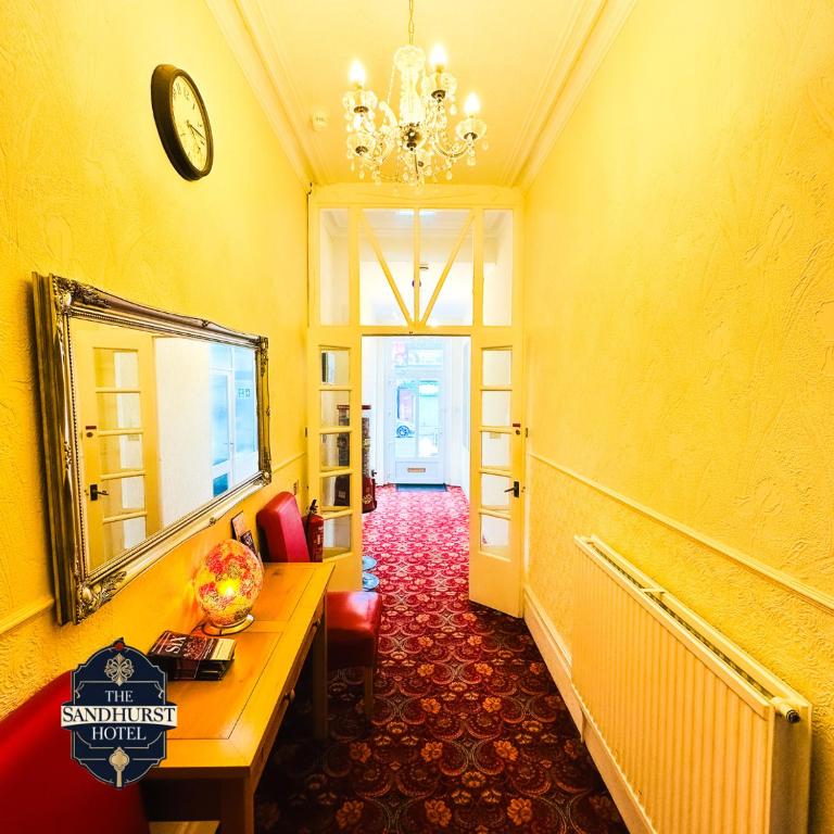 The Sandhurst Hotel - Resim 44