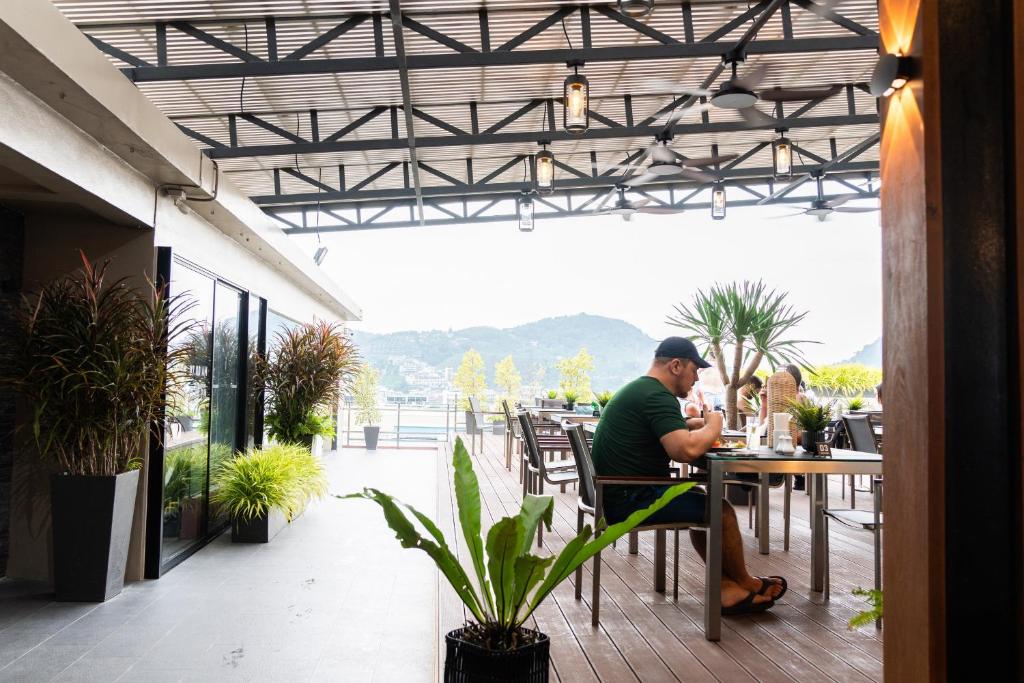 Gu Hotel Patong - Resim 25