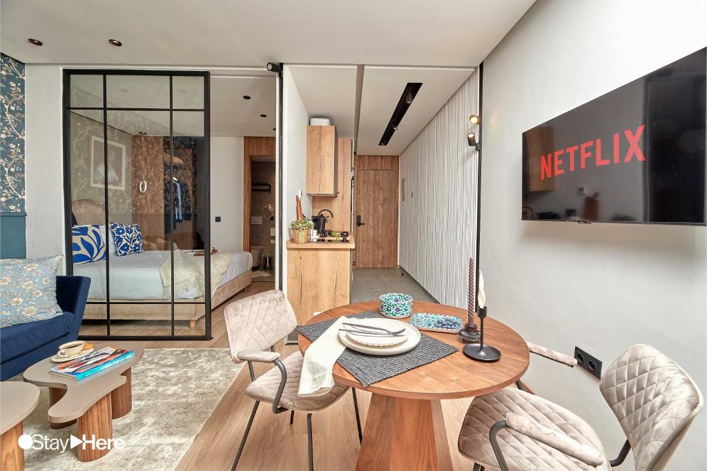 StayHere Casablanca - Maarif Lifestyle Suites - استوديو مع شرفة