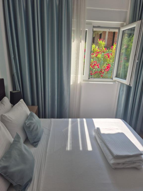 Sun Village Aparthotel - 11