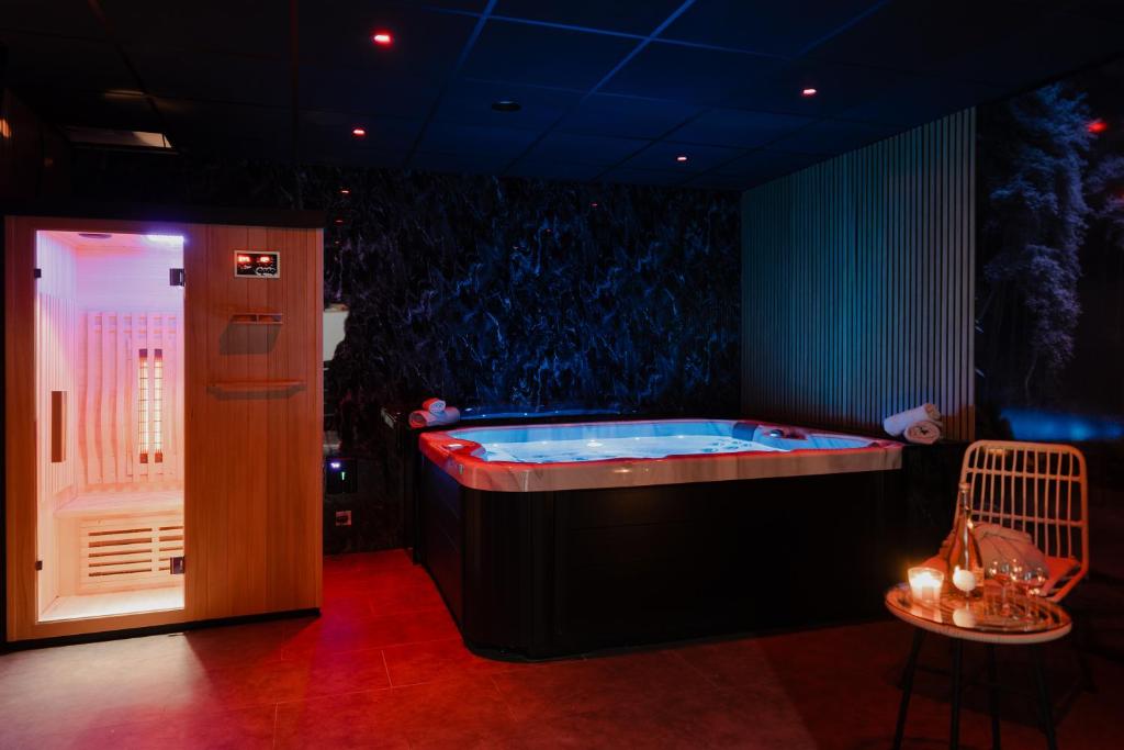 Reims In Love Jacuzzi et Sauna Appartement 3