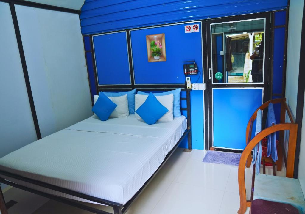 A4 Hostel Colombo INTL Airport Lounge - By A4 Transit Hub-Free Shuttle Pick Up & Drop 24HRS - 7