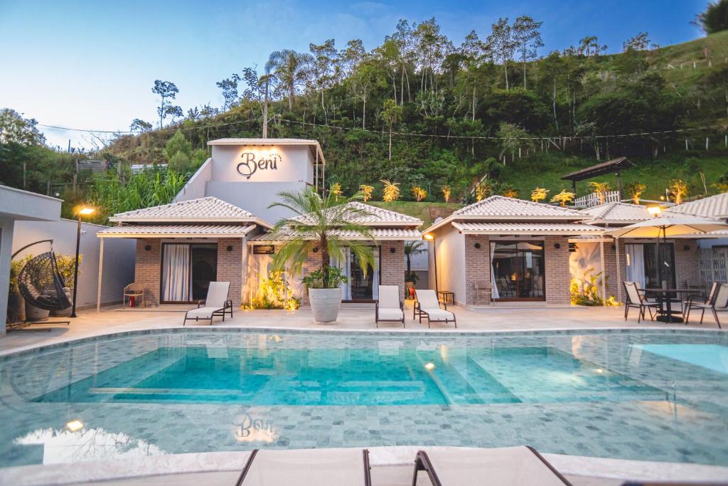 Πισίνα στο ή κοντά στο Pousada Béni