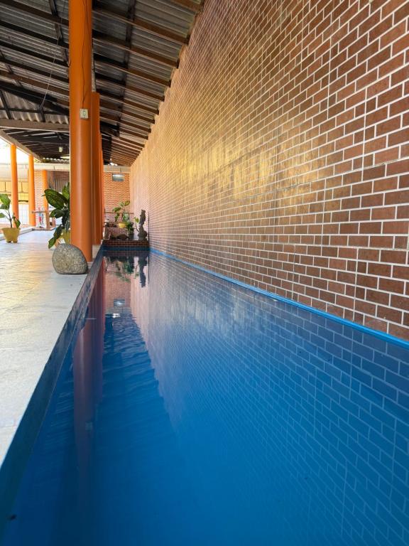 Kolam renang di atau dekat dengan Casa Calleb