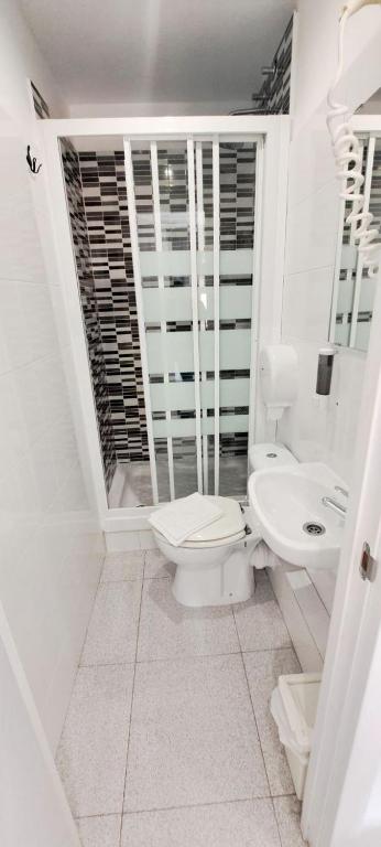 AYZ Sierra de Meira - Auto check-in property - Resim 23