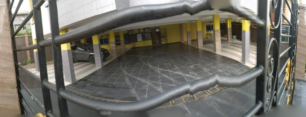 Фотография из галереи Appartement chic a Douala derrière hôpital général в Дуале