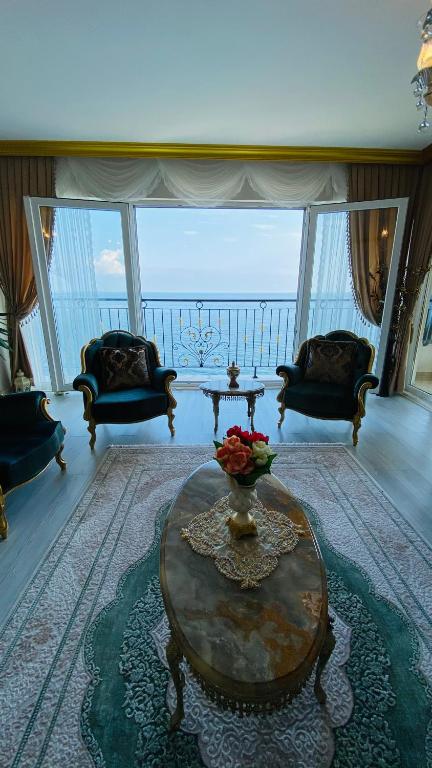 فضای داخلی My White Residence در طرابزون - تصویر ۳