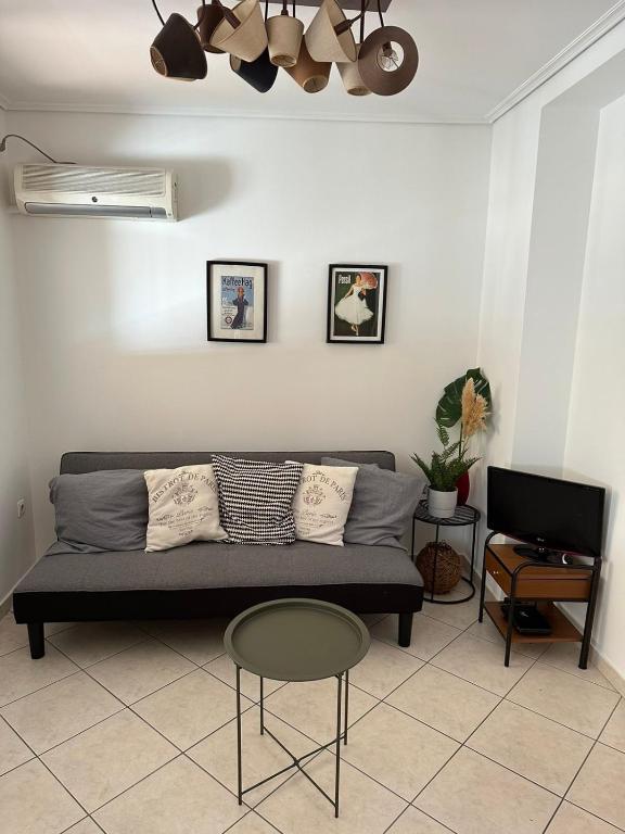 Konstantina's Cozy central place to enjoy Athens