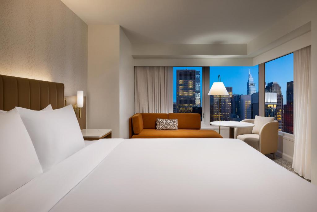 Crowne Plaza Times Square Manhattan, an IHG Hotel - 