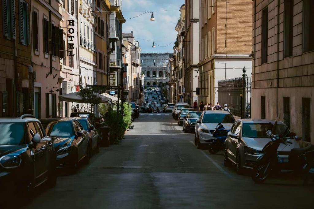 Elegantis Monti Penthouse With Private Terrace and Colosseum View