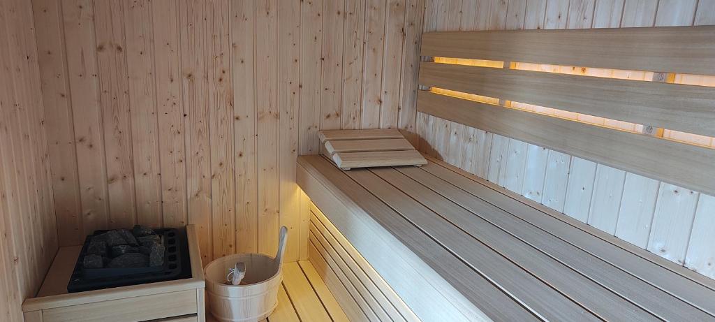 Apartamenty Gościnne CMN BERTA ROGUS - Error