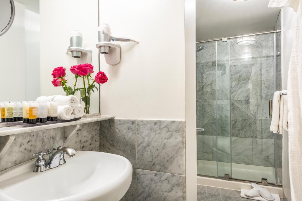 Warwick Allerton Chicago - 