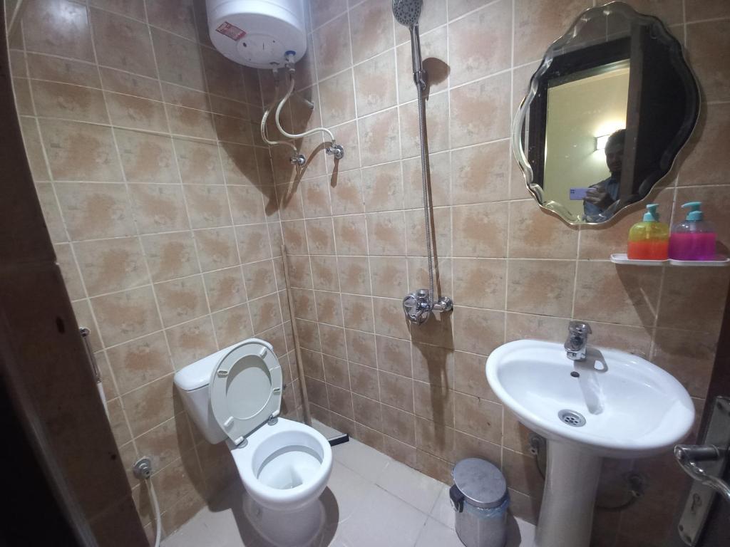 Koupelna v ubytování Al Khair hotel &Al Manwara hotel