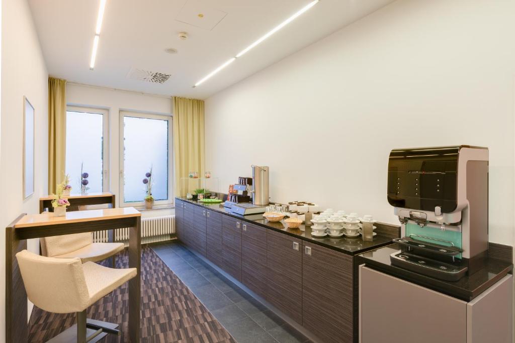 Novina Hotel Wöhrdersee Nürnberg City - Resim 32