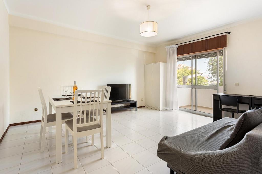 Amoreira 3br City Center by Homesbyfc