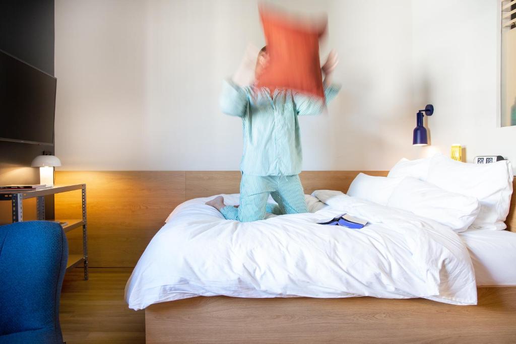 STAYERY Bielefeld Hauptbahnhof - 18