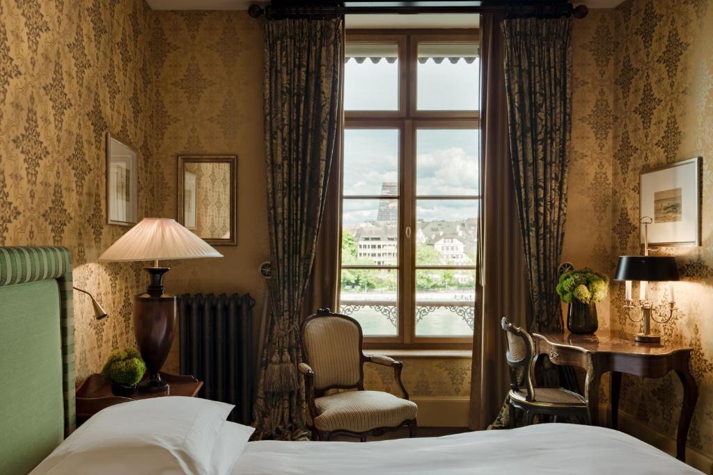 Grand Hotel LES TROIS ROIS - Resim 32