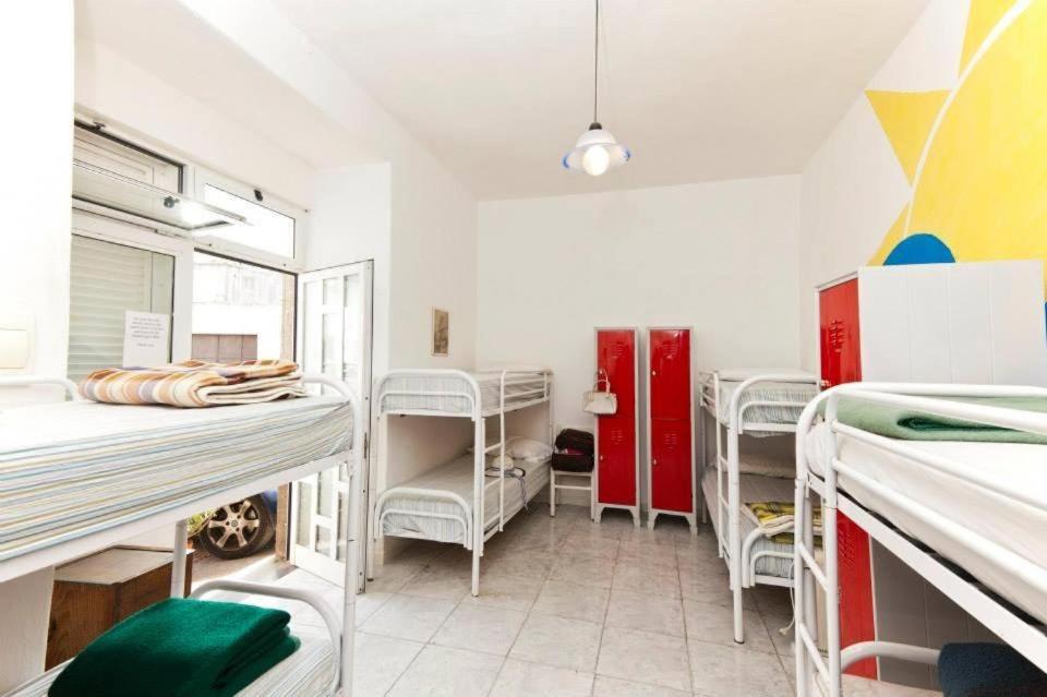 ring hostel