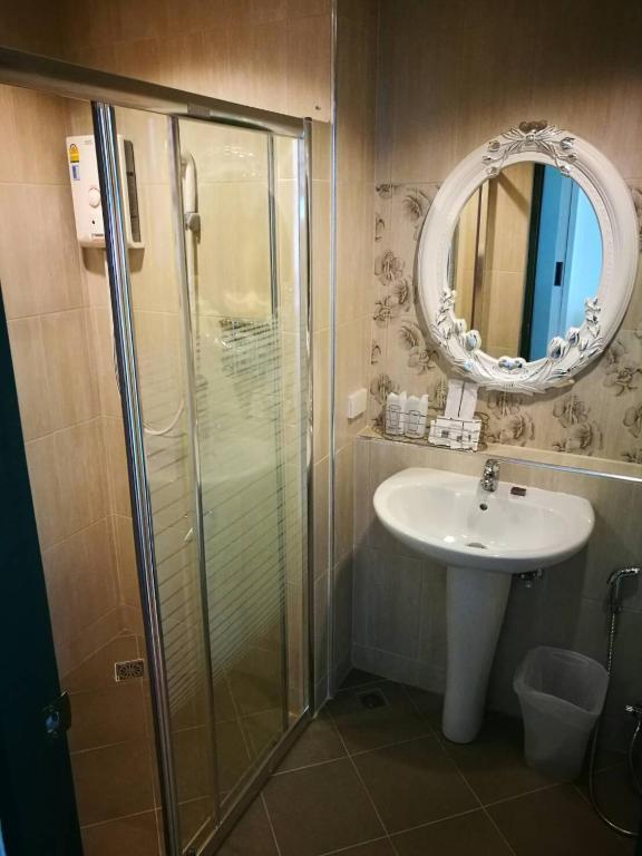 Harmonize Hotel Chiang Mai - Resim 10