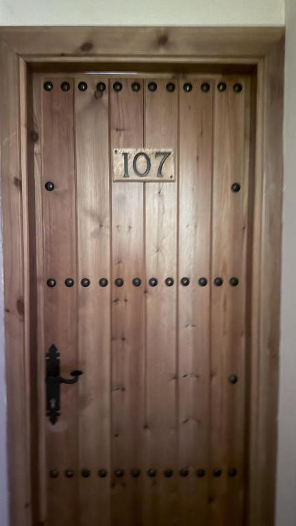 HOTEL LOS GUILOS - Deluxe Double Room With Balcony