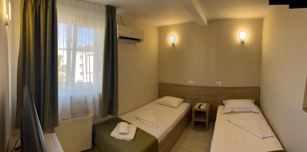 City Hotel Bucharest - Resim 44