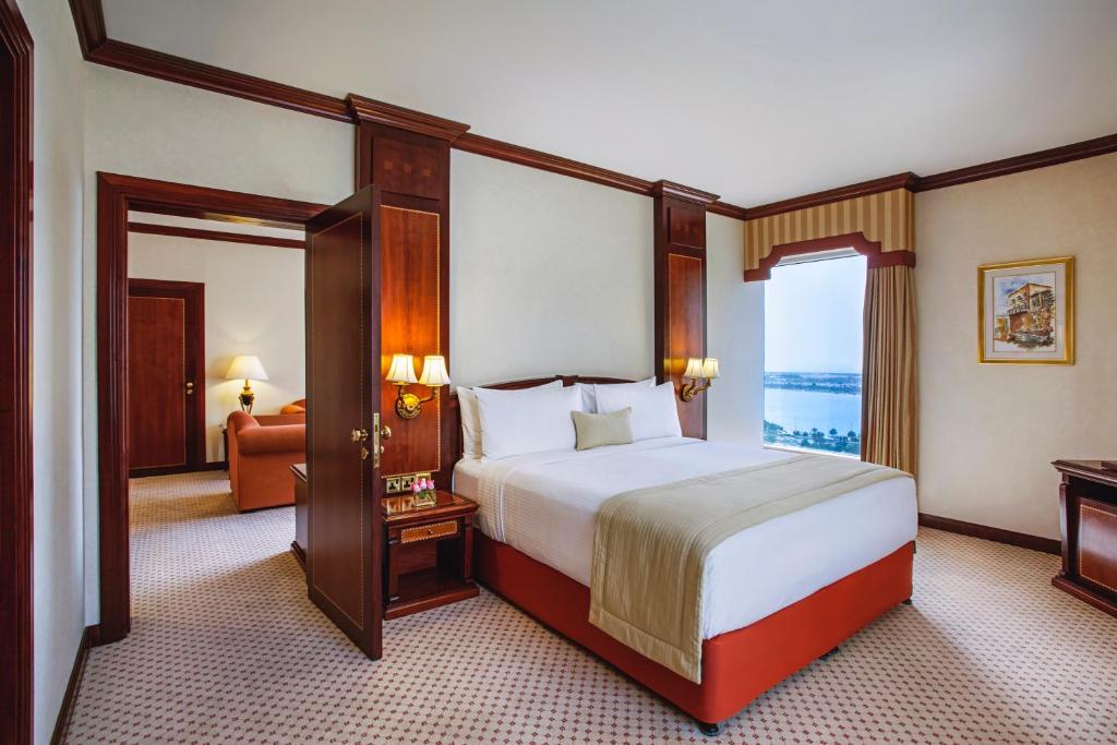 Gallery image of Corniche Hotel Abu Dhabi in Abu Dhabi