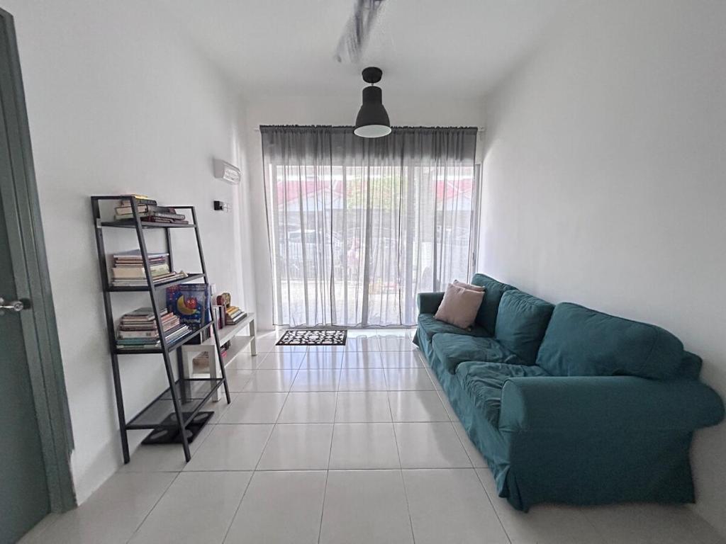 Χώρος καθιστικού στο Affordable Stay in Tasik Raban