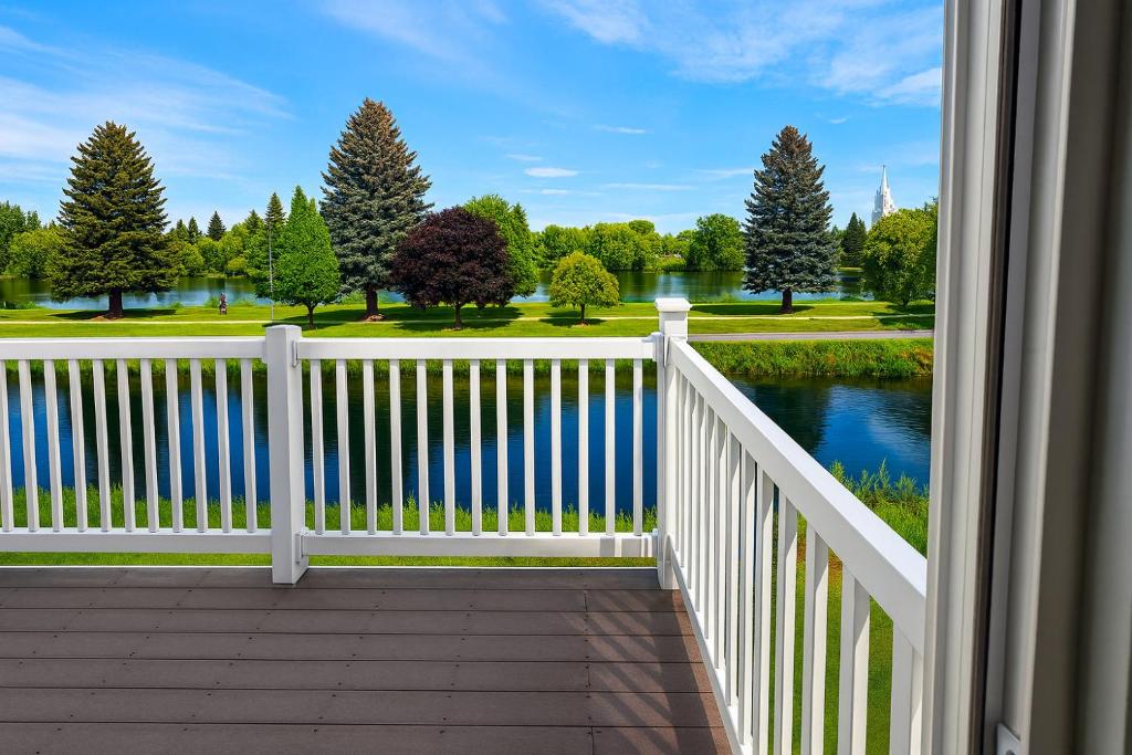 Clarion Inn Idaho Falls Riverfront - 