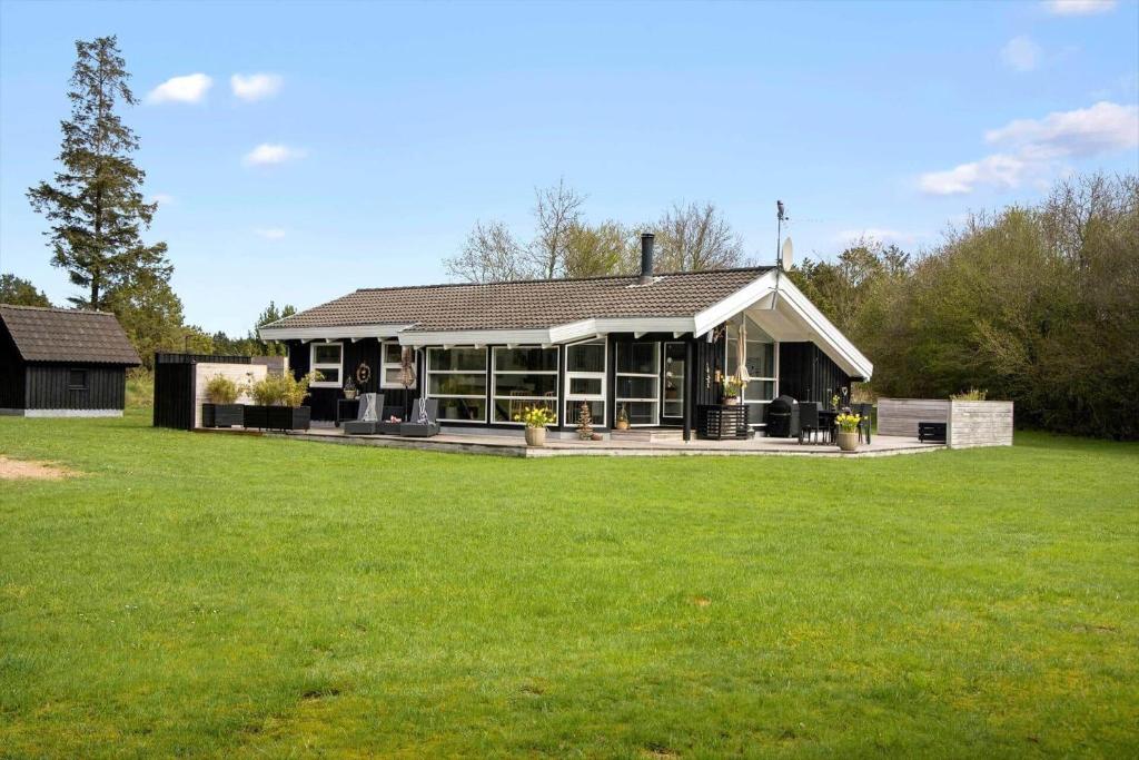 Κήπος έξω από το TV1048-Bindslev-Falkevej-2