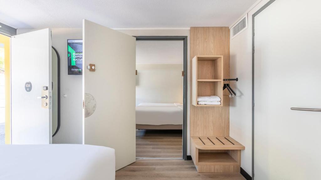 Campanile NATURE - Marseille Saint-Antoine - Resim 13