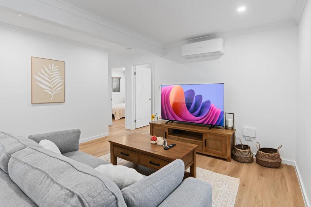 Private Comfort Two Beds in Master near RBWH