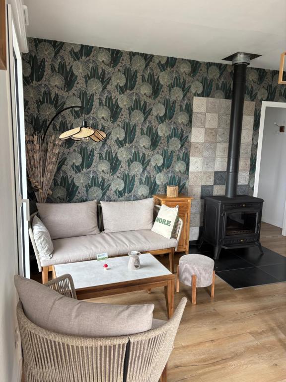 Gallery image of La petite maison dans la prairie in Néant-sur-Yvel