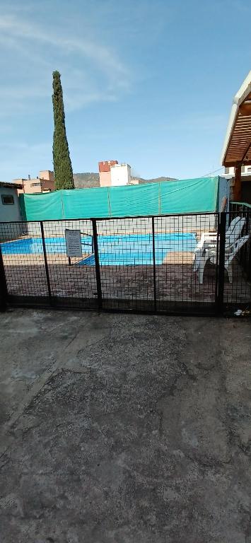 Πισίνα στο ή κοντά στο HOTEL ATENAS Nuevos Dueños