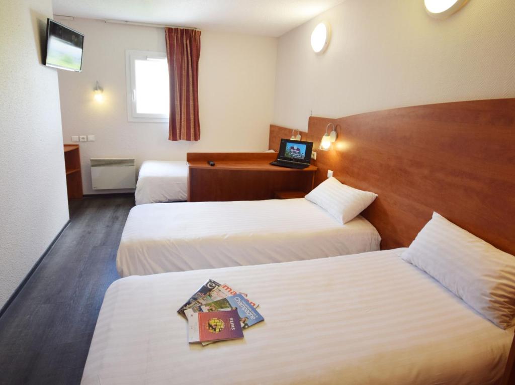 Brit Hotel Reims La Pompelle - Dreibettzimmer
