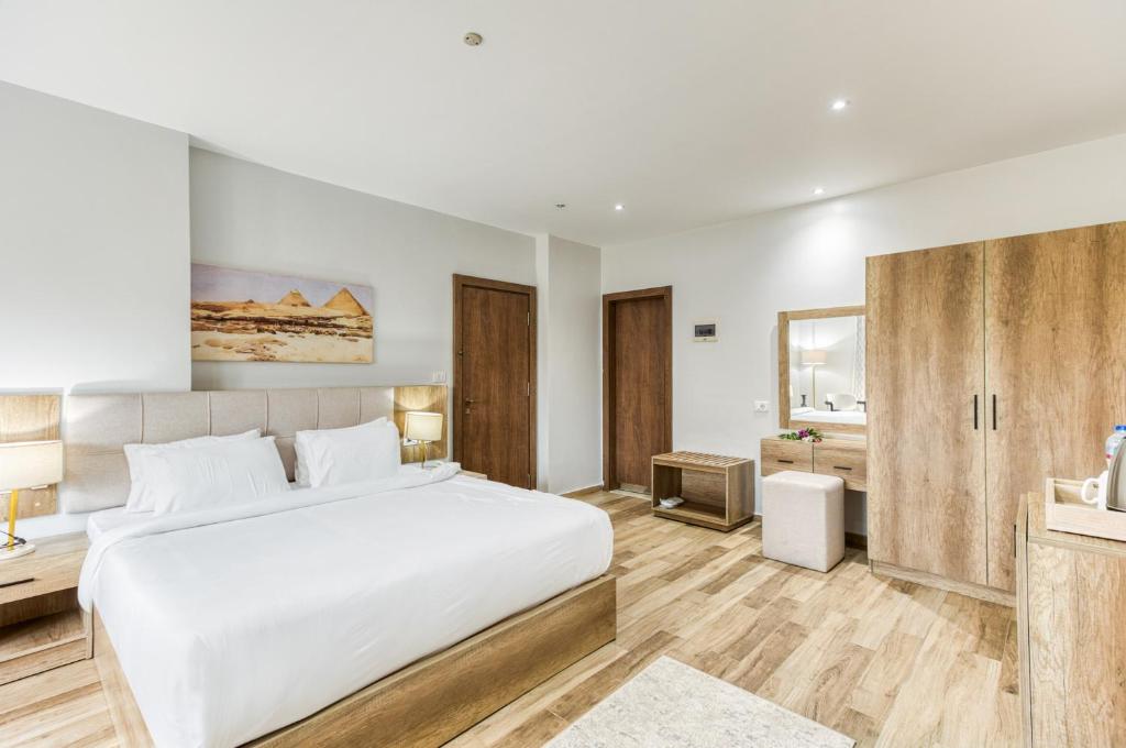 AL Farida Boutique Pyramids - 7